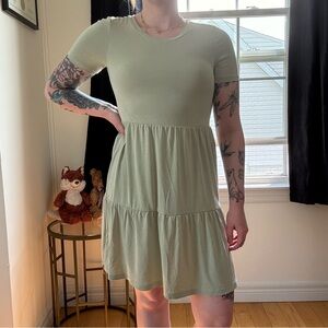 Green Crew Neck Tiered T-Shirt Dress
